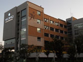 Ichung High School (Chris Kadlec)